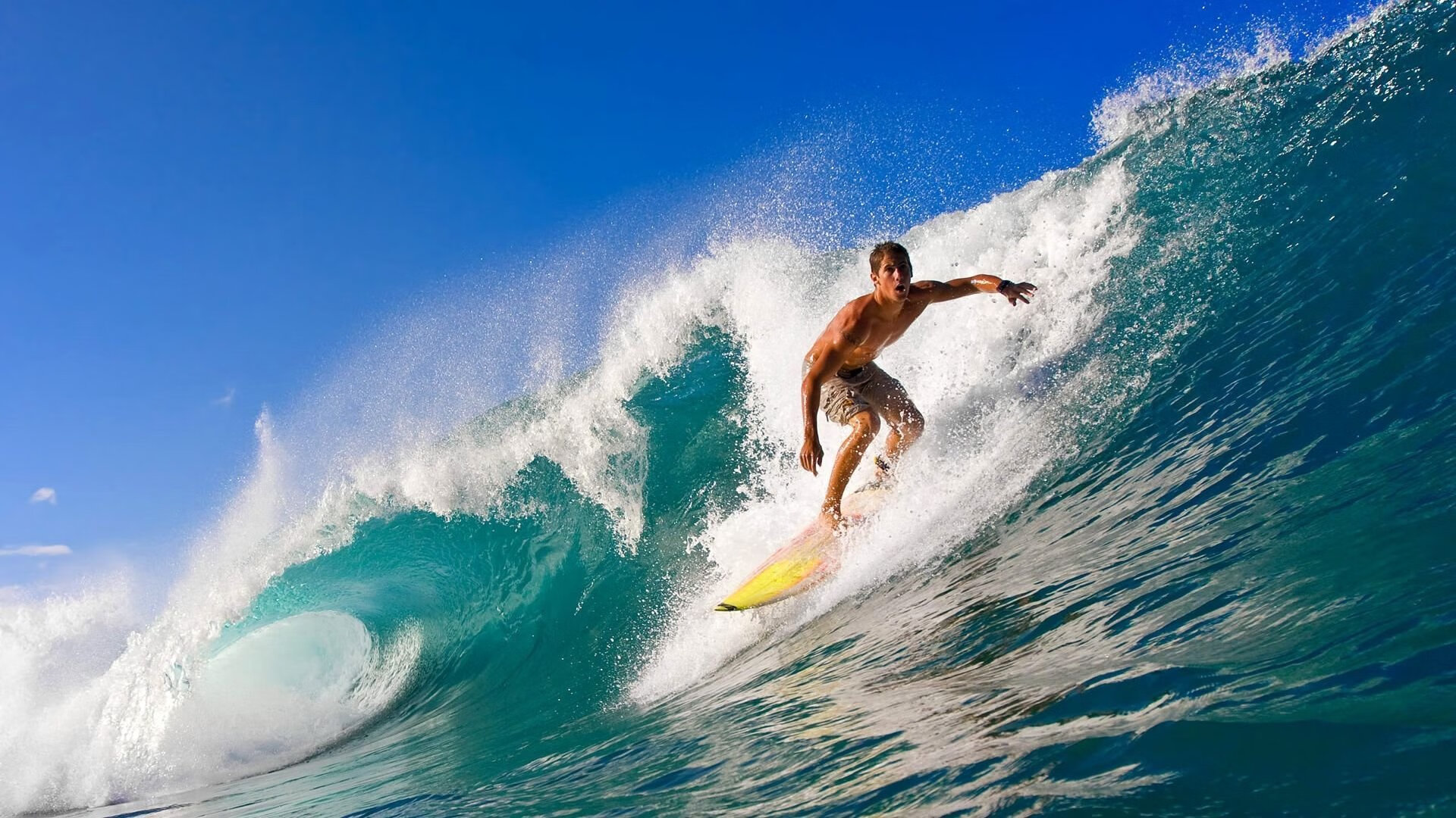 地方政府推动“体育+文化+旅游”融合发展，特色篮球节成为亮点