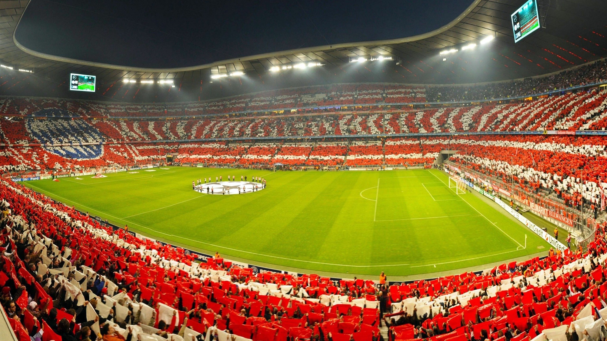 未来“足球帝国”新星在欧冠绽放光彩，足球未来10大新星