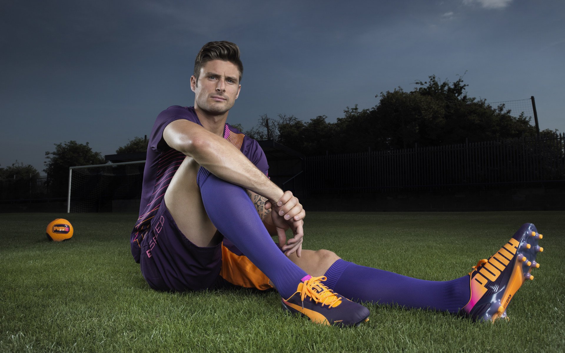 开云体育官网入口-法甲年度焦点战，精彩进球、精彩扑救引爆现场，法甲全场