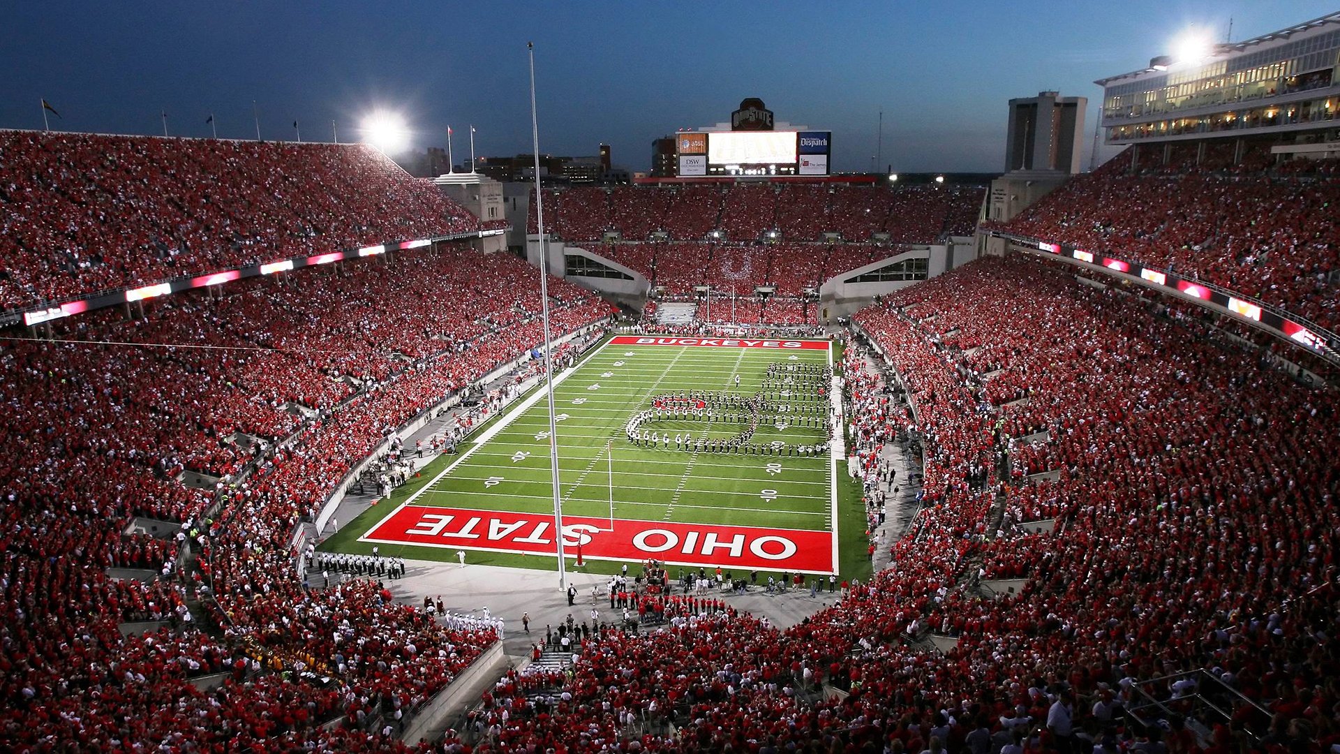 特色“足球+文化+旅游”融合发展模式在多地全面推进,行业新格局正在形成